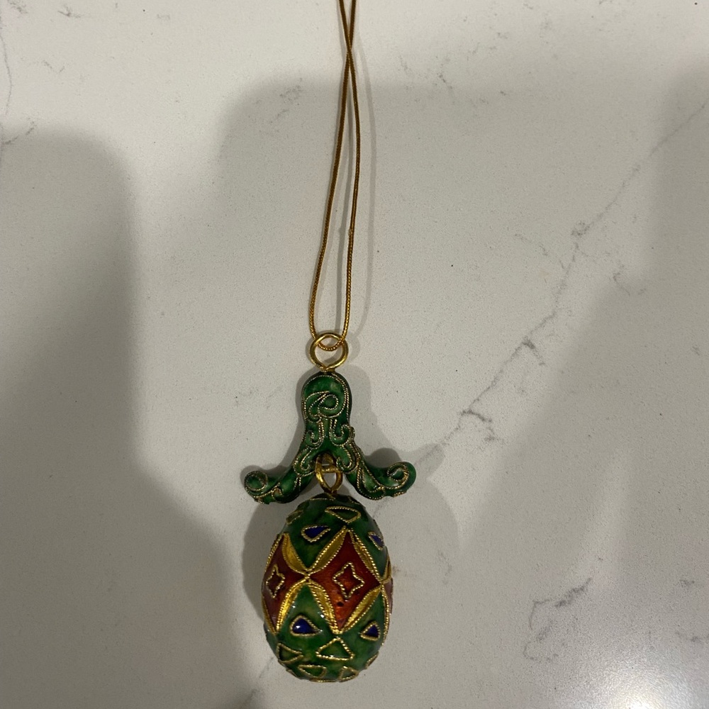 Vintage Dillards CLOISONNE Enameled Egg Ornament Christmas Theme Holiday Green